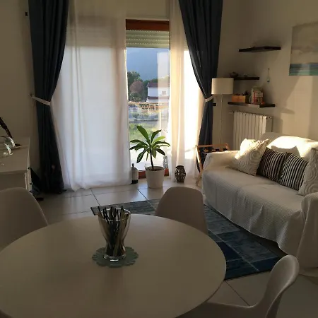 Vela Bianca 4*