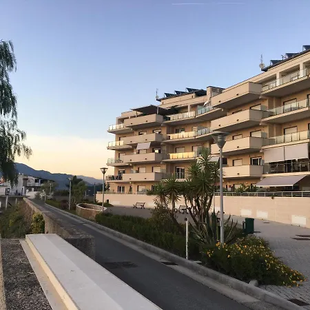 Couette-café Vela Bianca