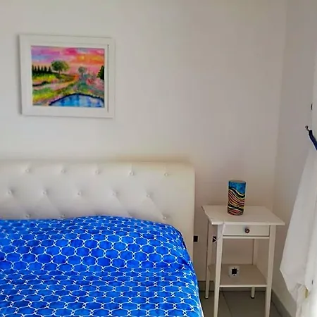 Vela Bianca Bed and Breakfast Σαλέρνο