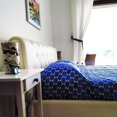 Vela Bianca Bed and Breakfast 4*