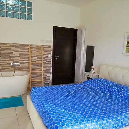 Vela Bianca Bed and Breakfast Σαλέρνο