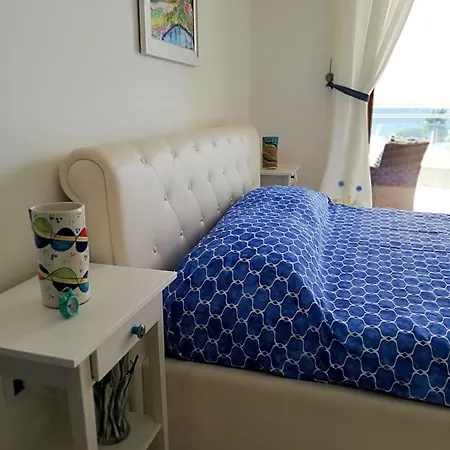 Bed and Breakfast Vela Bianca Σαλέρνο