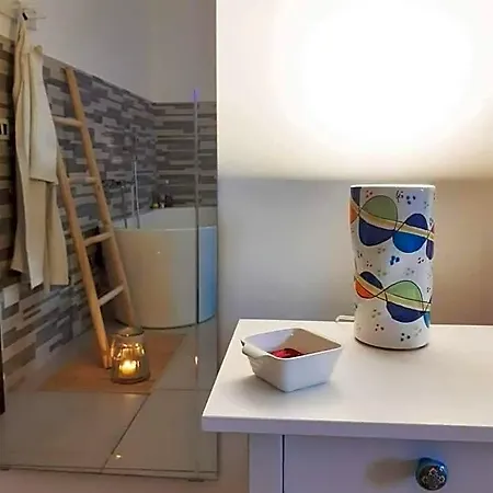 Vela Bianca Bed and Breakfast 4*
